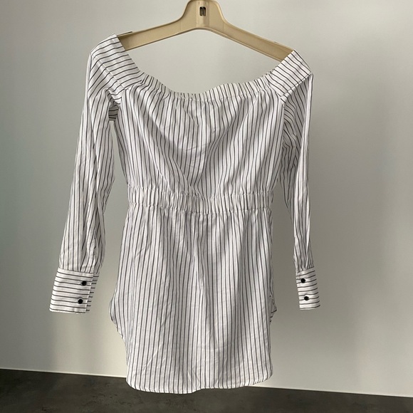 Blouse Dynamite - Picture 2 of 3